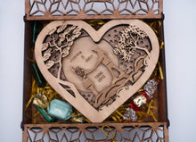 Load image into Gallery viewer, Eternal Love Engraved Heart Keepsake