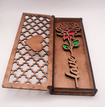 Load image into Gallery viewer, Personalized Wooden Rose in a Gift Box
